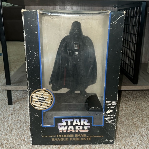 Vintage 1996 Toy Star Wars Darth Vader Electronic Talking Bank